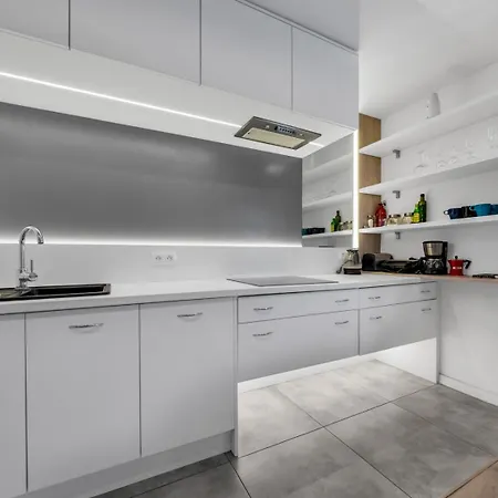 Franciszkanska 12 By Homeprime Apartment Warsaw